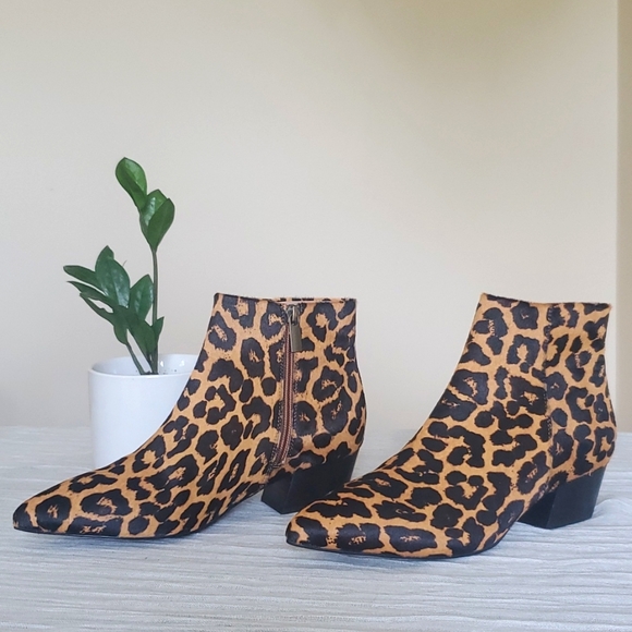 NEW Seychelles What You Need Leather Leopard Print Bootie Size 7 - Picture 2 of 11